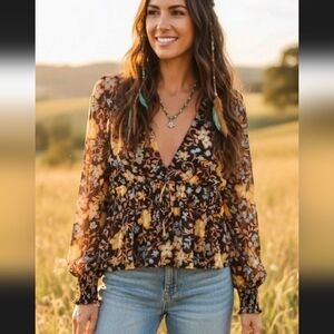 Boho Style Old Navy Floral Blouse Size M